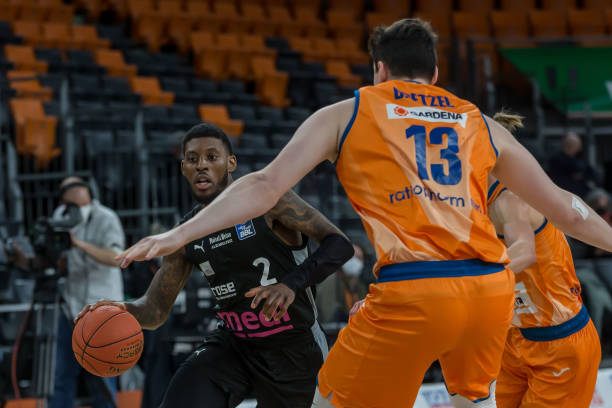 十年的宿敌 十年的宿敌